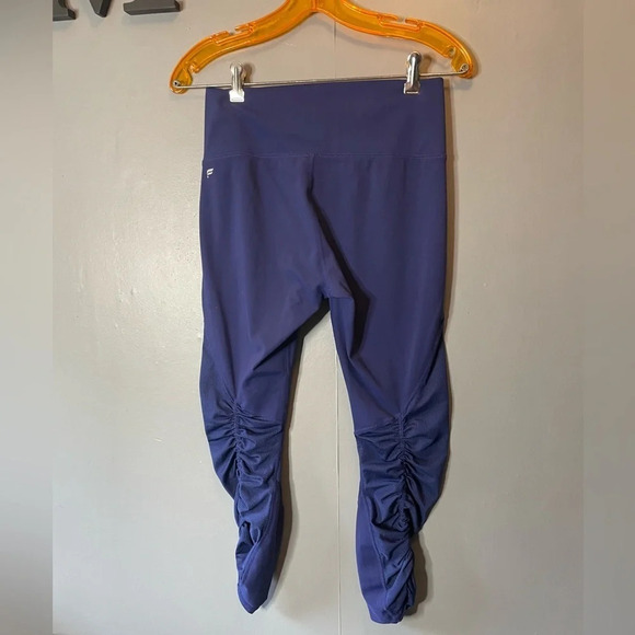 Fabletics PureLuxe Mid-Rise Ruched 7/8 Legging indigo purple size S/M - Picture 8 of 14